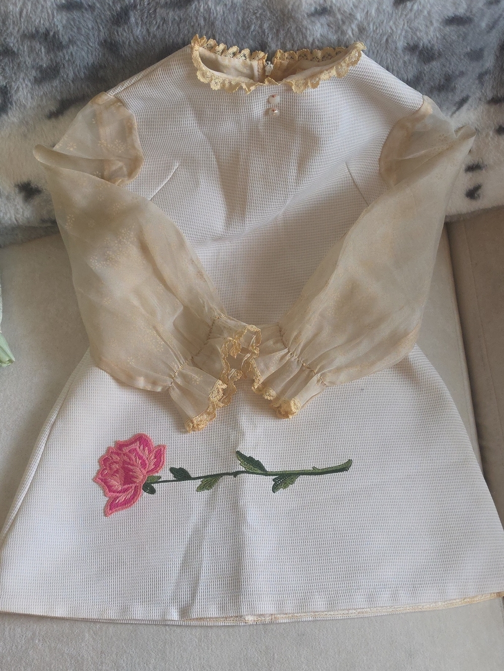 RUTH OF CAROLINA ORIGINALS, LITTLE Girls Cream Dress w/Pink Rose Embroidery